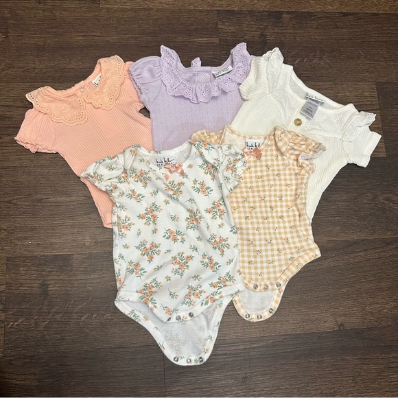 Nicole Miller Other - Nicole Miller 0-3 Month Onesie Set (5) Floral Gingham Ruffle Baby Girl